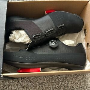 Fizi:k Tempo Mens Cycling Shoes Size 42